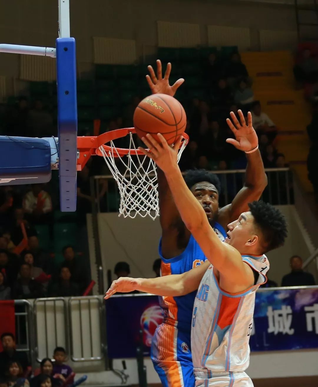 赛前欧超杯传出新动向，新疆广汇外线爆发，管理层表态：信心回归，年轻球员得到机会的简单介绍