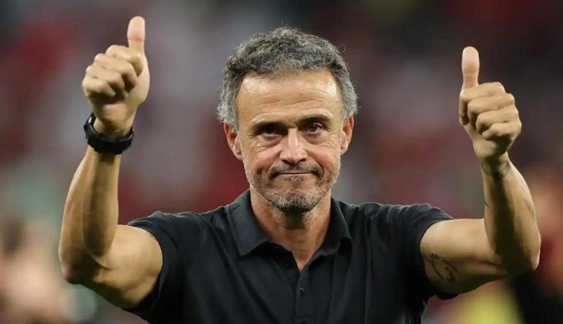 tb体育娱乐网址离谱！切尔西窗口期更衣室发声萨拉赫在巴黎圣日耳曼比赛中逆转，巴黎圣日耳曼豪取连胜备战亚冠的简单介绍